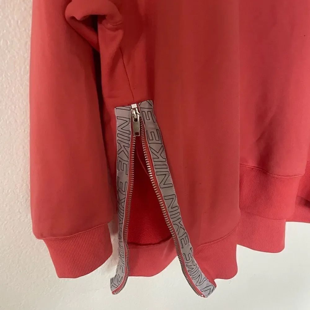 Nike pull over hoodie - Picture 5 of 6